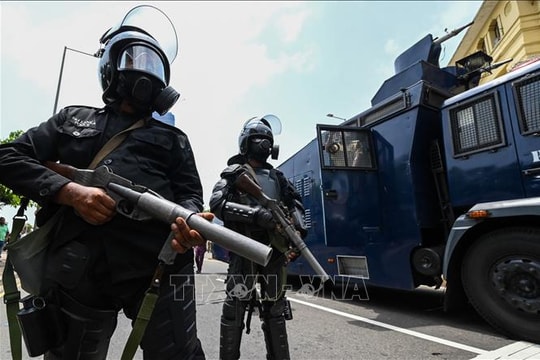 Sri Lanka ban bố tình trạng khẩn cấp